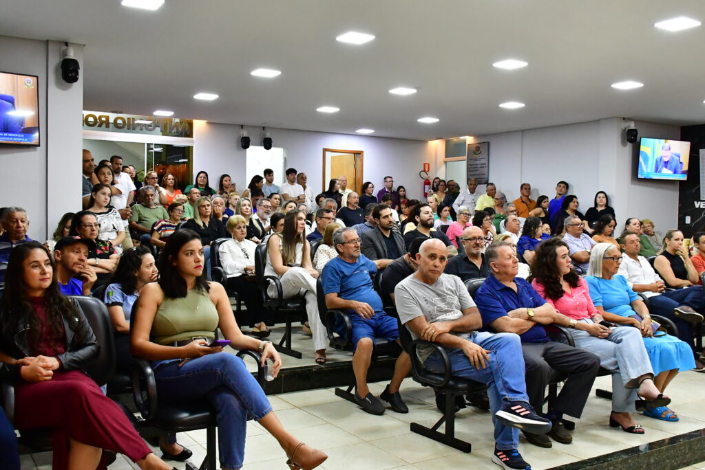 PROJETO DE DENOMINAÇÃO ENCHE O PLENÁRIO DA CÂMARA