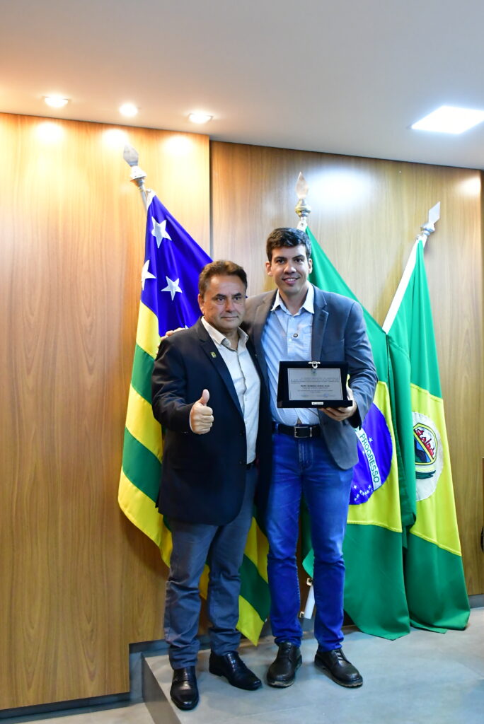 Câmara Municipal de Nerópolis concede Título de Cidadão Neropolino a Pedro Henrique Ramos Sales