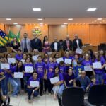 Câmara de Nerópolis homenageia mães atípicas com Moções de Aplausos