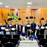 CÂMARA DE NERÓPOLIS HOMENAGEIA POLICIAIS POR ATUAÇÃO EM OCORRÊNCIA DE EXTREMA GRAVIDADE